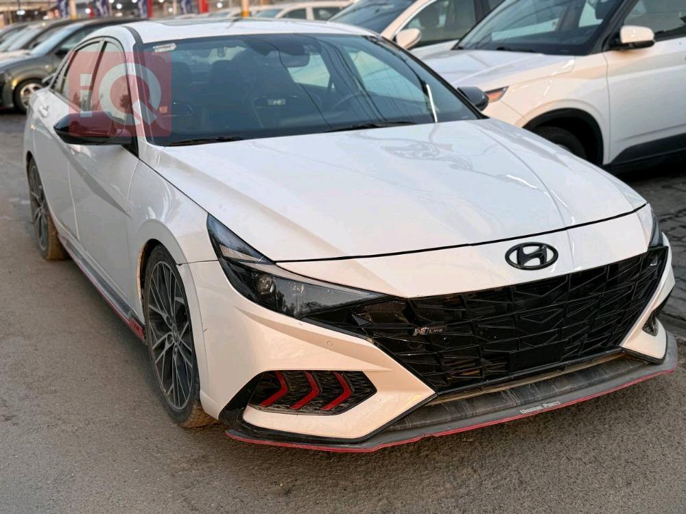هیوندای ئەلەنترا